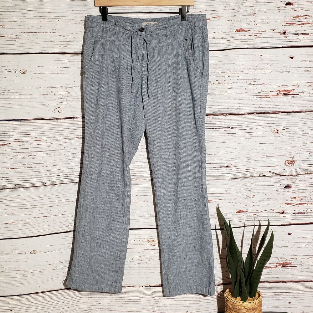 Dalia Wide Leg Pants in Light Gray Stripes